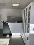 Mobilier afacere ,receptie ,dulapuri stil vitrina cu sertare ,vitrina