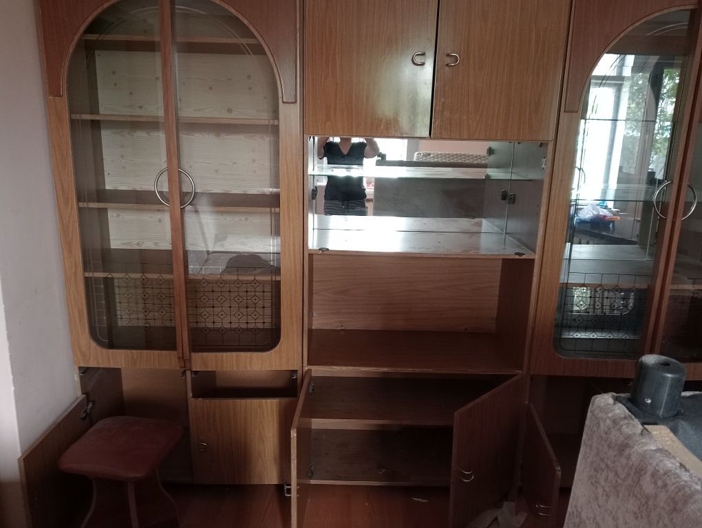 Продам стенку , состояние нормальное