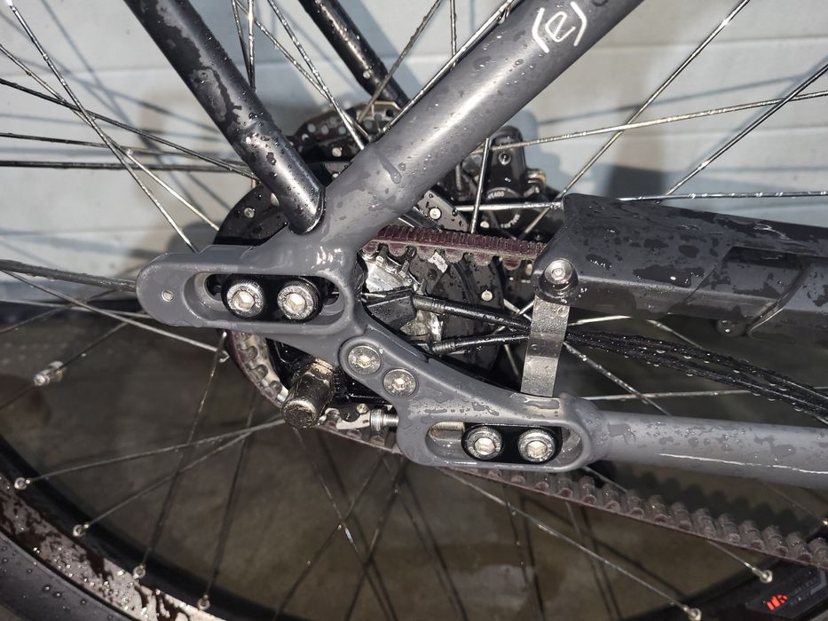 Bicicleta electrica Victoria motor bosch solida tazz glovo