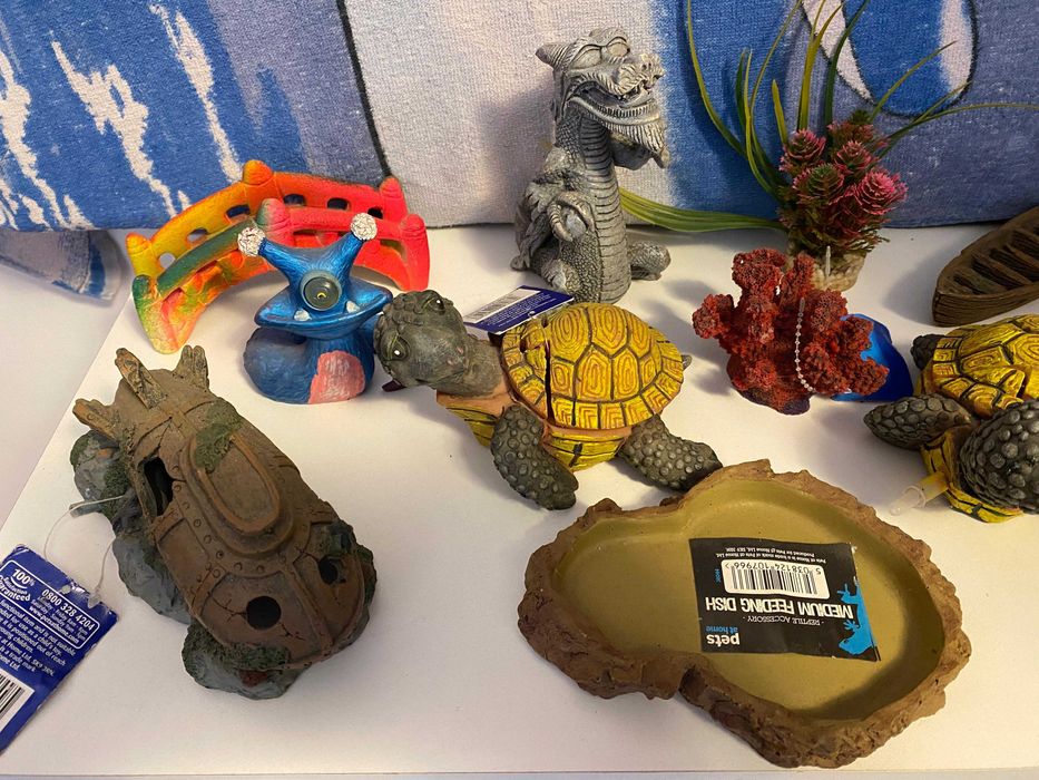 Diverse decorațiuni / accesorii pentru acvariu