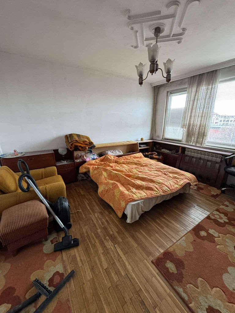 Дава се под наем Двустаен апартамент в Пловдив, Гагарин - 60 кв.м за 300 € - Снимка #3