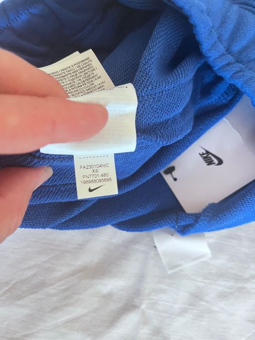 Нови Мъжки къси панталони Nike Размер S
