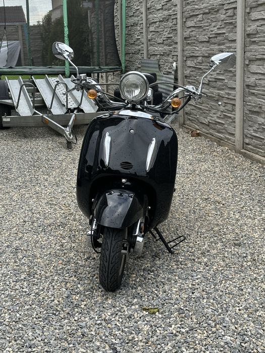 Scuter Alpha Motors (nu vespa, honda, yamaha, piaggio)