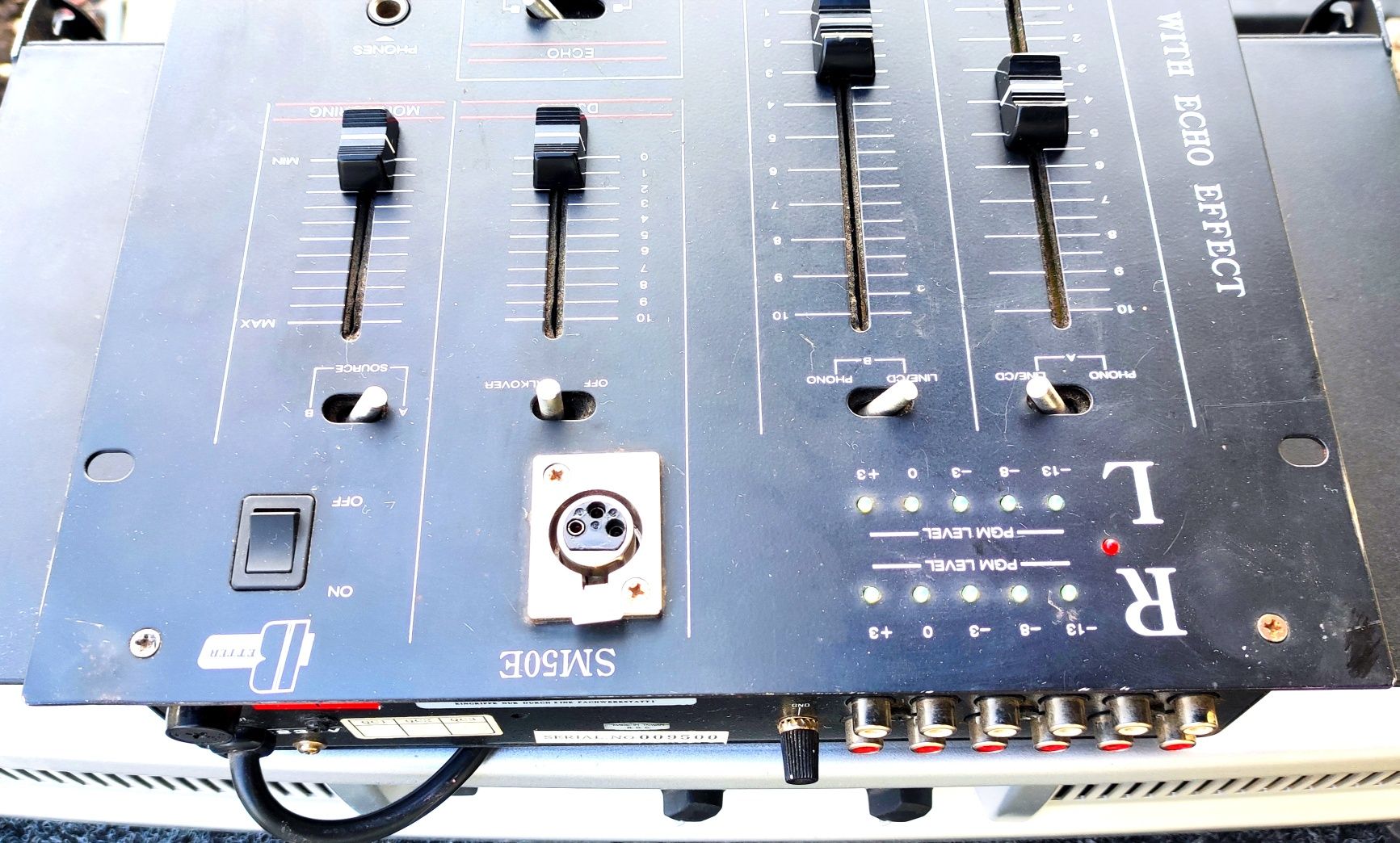 Mixer Behringer adus nu are cablureglaje muzica etc inaltte bass medii