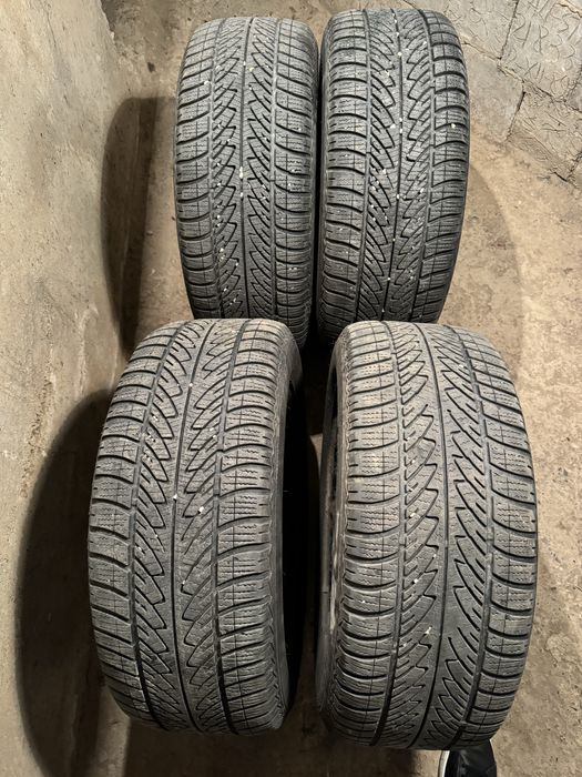 Set 4 Roți 215/55/16 + capace originale Volvo