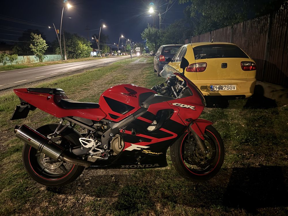 Honda F4i sport 2001