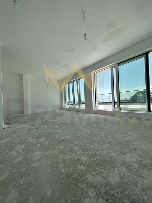 Продава се Къща в Варна, Виница - 300 кв.м за 1500 €/кв.м - Снимка #9