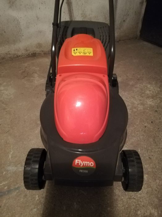 Masina de tuns iarbă/gazon