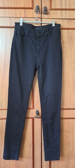 Джинсы.   черные