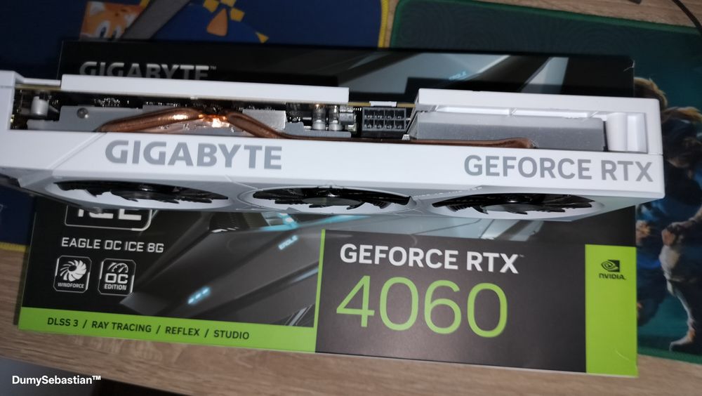 RTX 4060 8GB Gigabyte Eagle OC ICE Noua