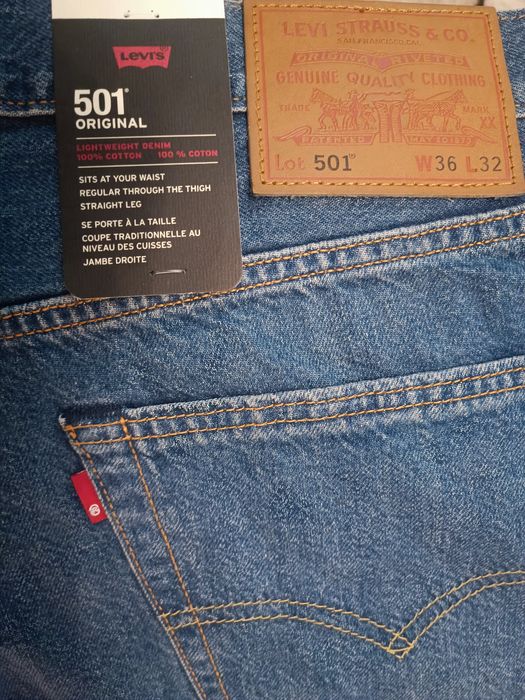 Blugi Levi's nou original