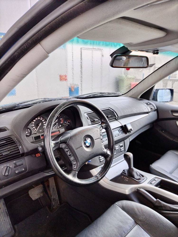 BMW X5 e53 3.0i 231