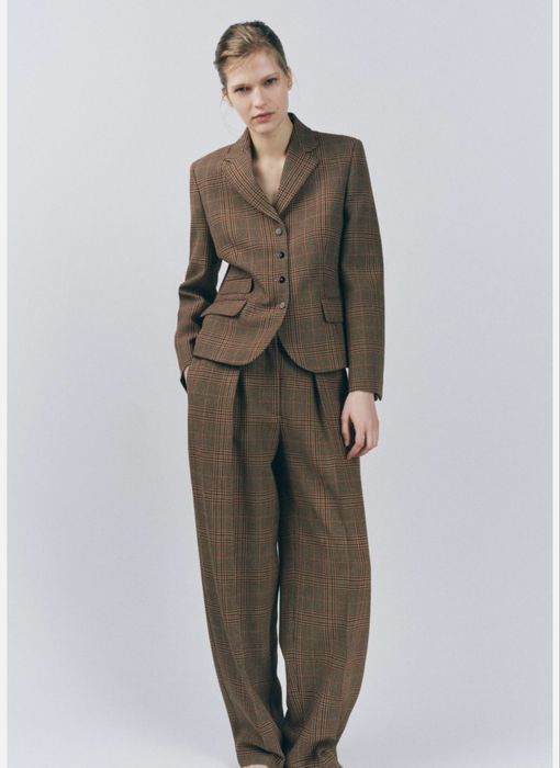 Костюми ZARA нови XS - XL