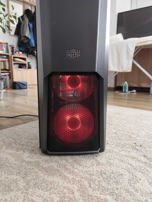 Vand PC dotat cu procesor AMD Ryzen 5 5600g