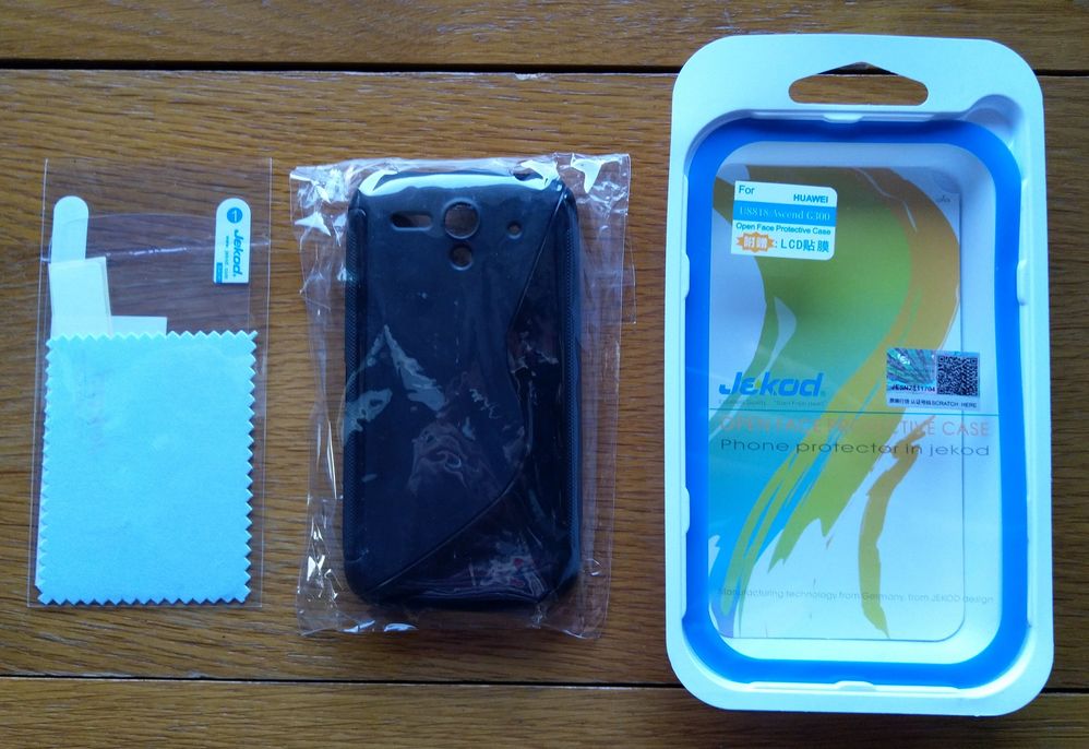 Set husa silicon si folie protectie ecran Huawei Ascend G300 - nou