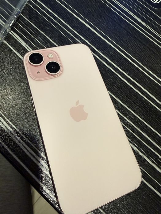 iPhone 15 розов 128 gb