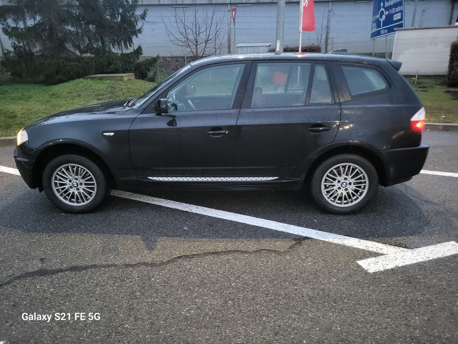 Vând Bmw x3  E83