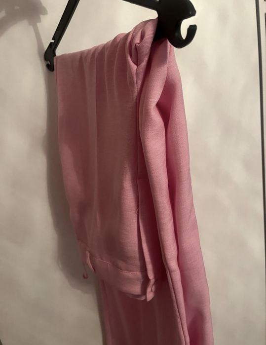 Костюм от две части