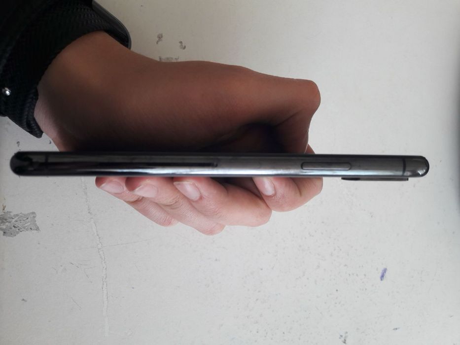 Iphone XS Sotiladi