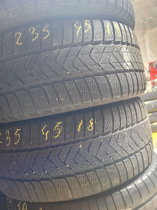 Anvelope 235/45R18