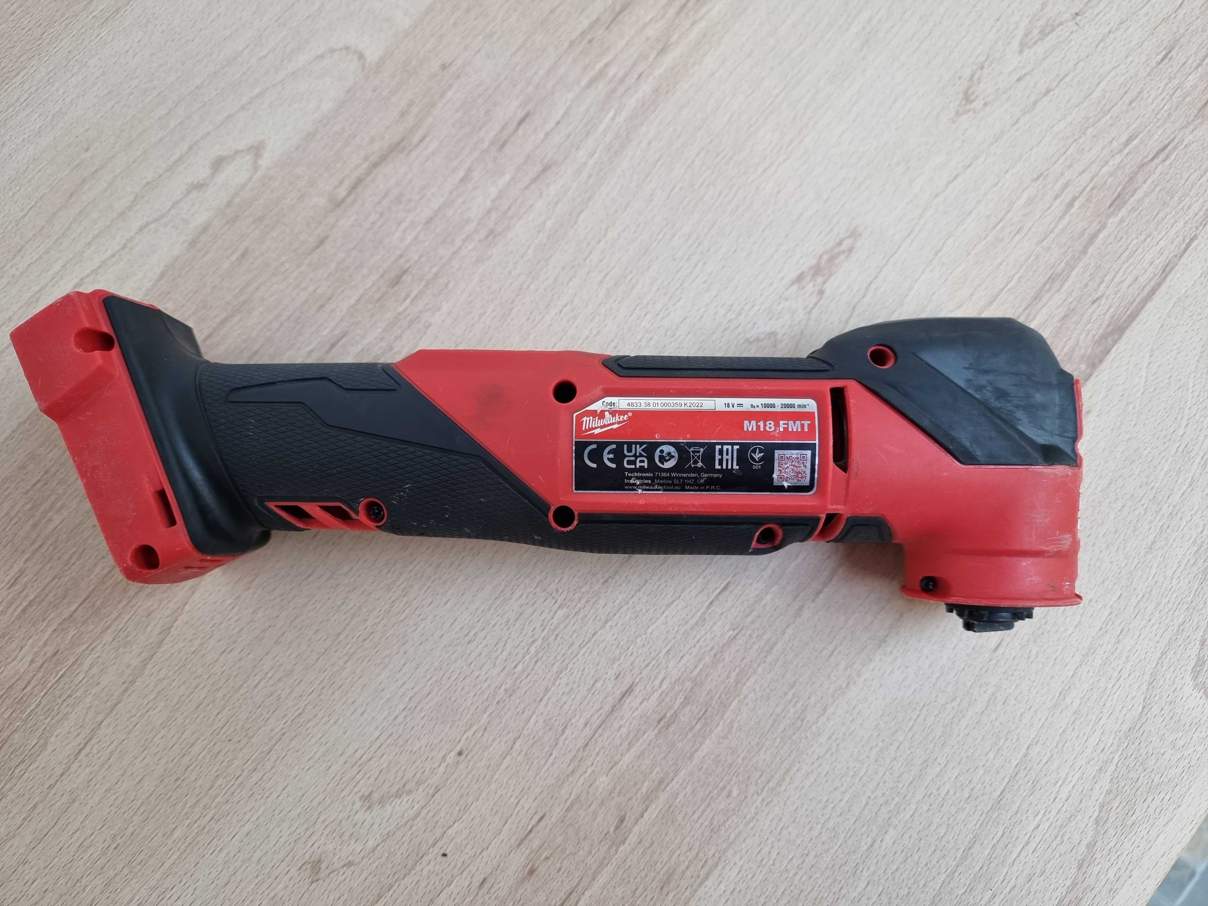 Multifunctionala Milwaukee FMT Acumulator M18 V Multicutter Multitool