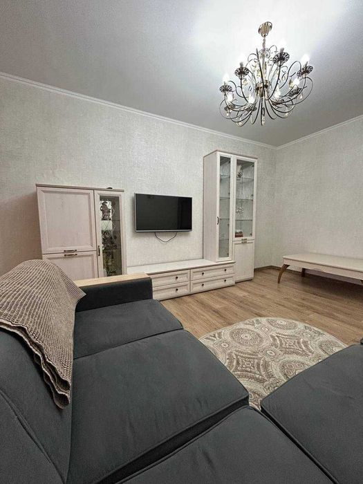 Аренда Улица Садык Азимова 3 ком 1000уе