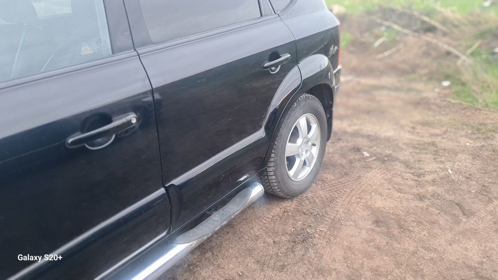 Vând hyundai tucson