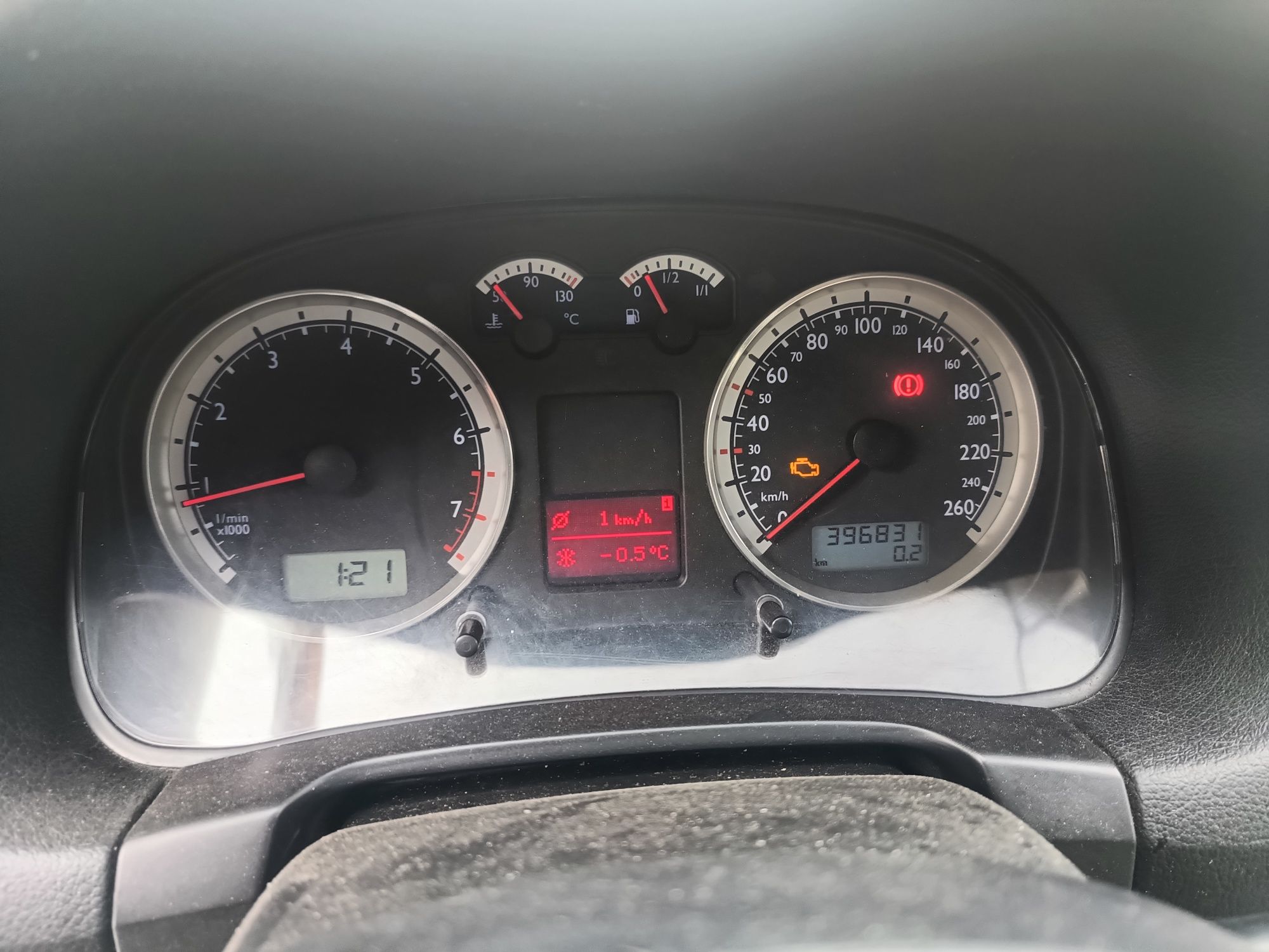VW Bora Variant(1.6/16v/105kc/AZD)НА ЧАСТИ