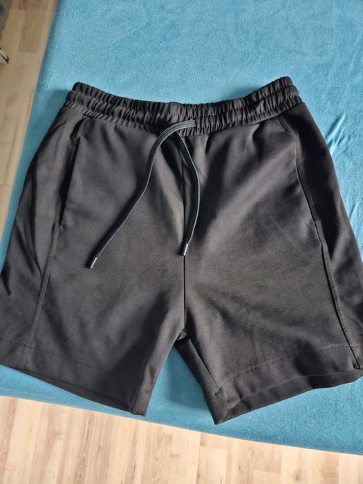 Pantaloni ZARA marimea S nepurtati