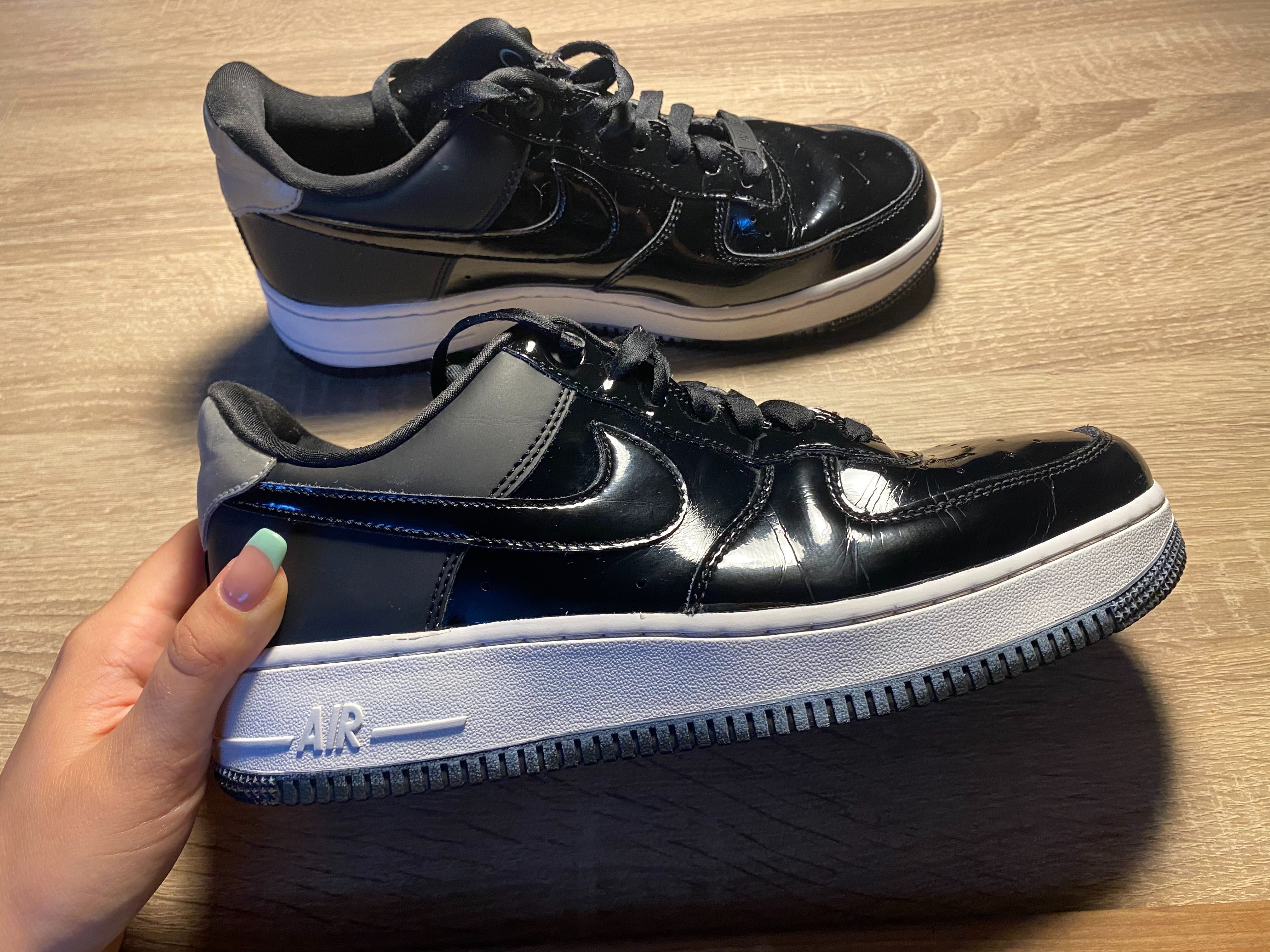 Nike Air Force 1 Low 07 SE patent black reflective silver