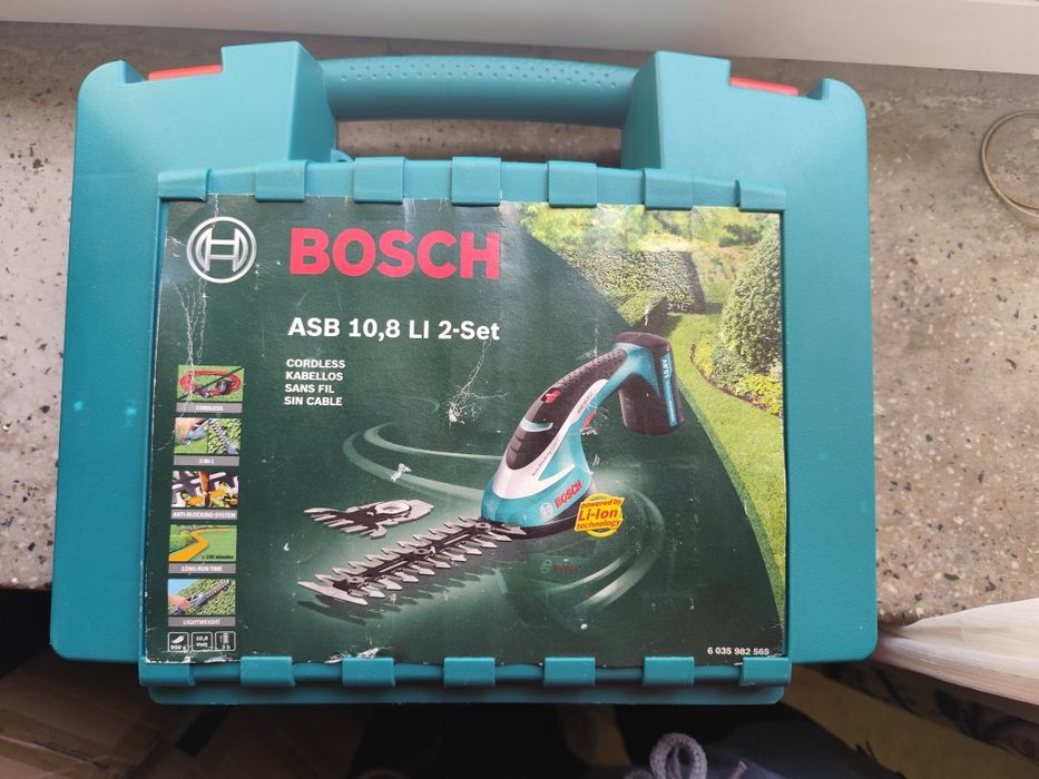 Foarfeca Bosch pentru Gard Viu și Iarba