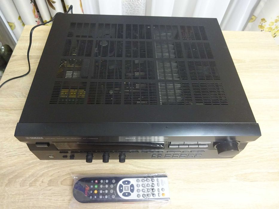 Amplituner Home-Cinema Yamaha RX-V395 RDS