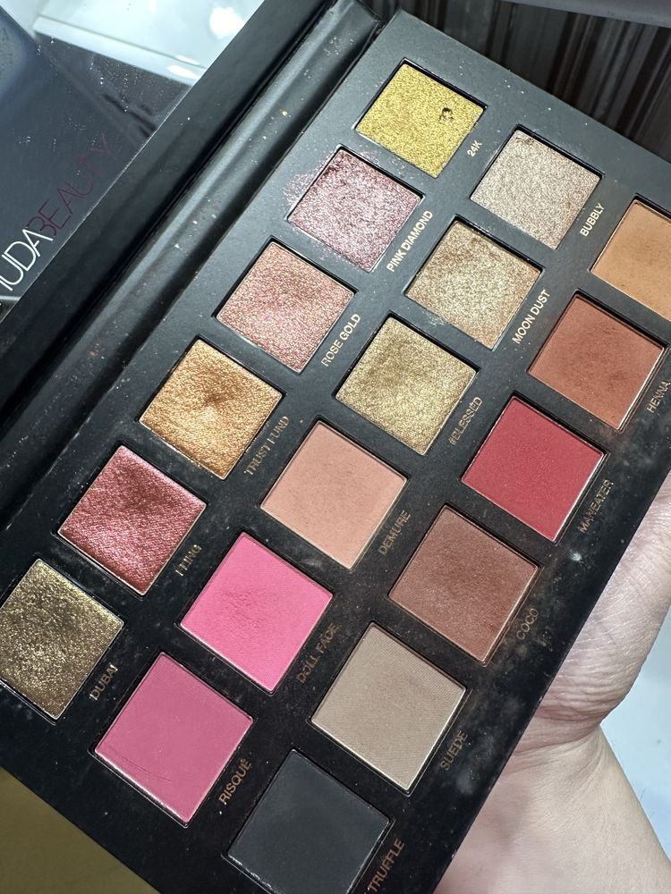 Paleta Huda Beauty Rose Gold