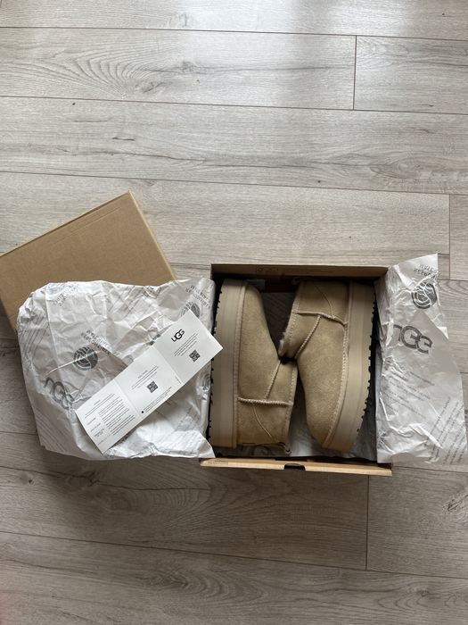 Ugg Mini Platform