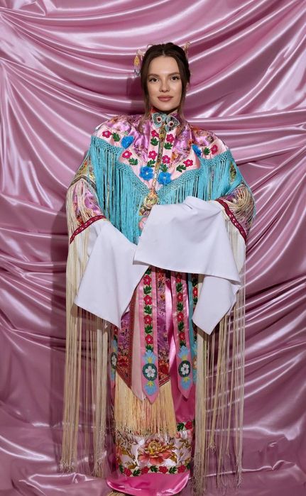 Прокат карнавальных костюмов Взрослых