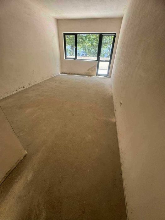 Продава се Двустаен апартамент в Търговище, Запад 2 - 105 кв.м за 811 €/кв.м - Снимка #2