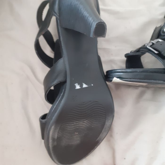 Sandale negre elegante stil roman