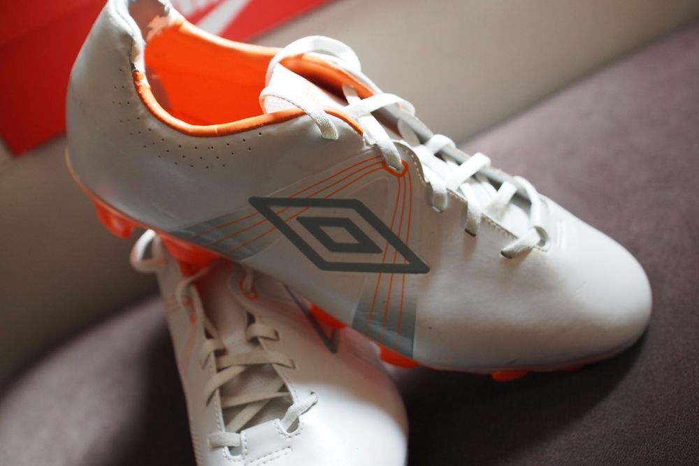 Футболни обувки Umbro