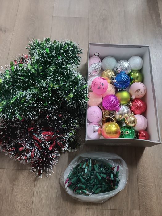 Новогодние игрушки