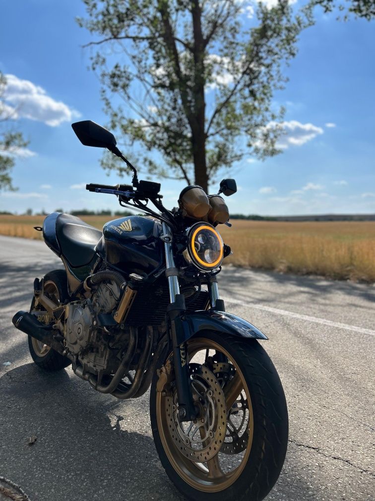 Honda Hornet 600 – 2002 | 2400€ ușor negociabil