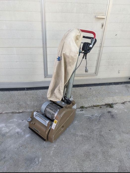 Închiriez mașină șlefuit parchet