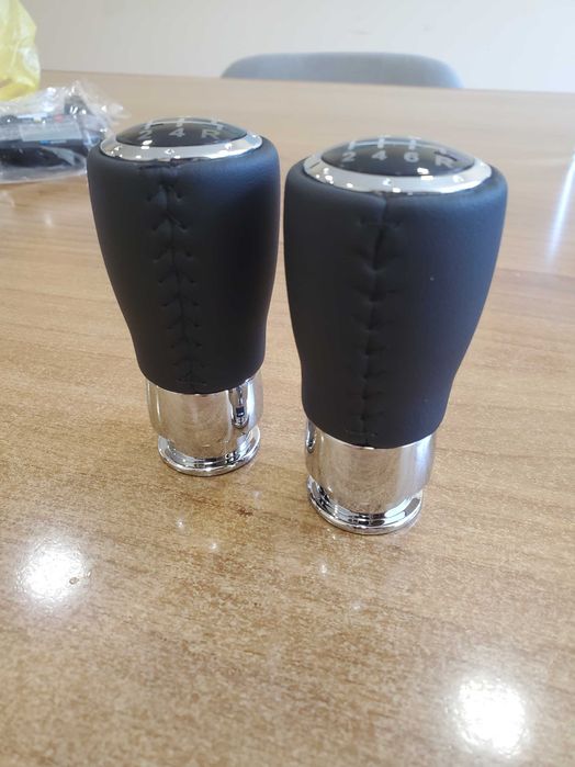 Топка лост скорости Honda Accord 7 и 8, кожена с 5 и 6 скорости.