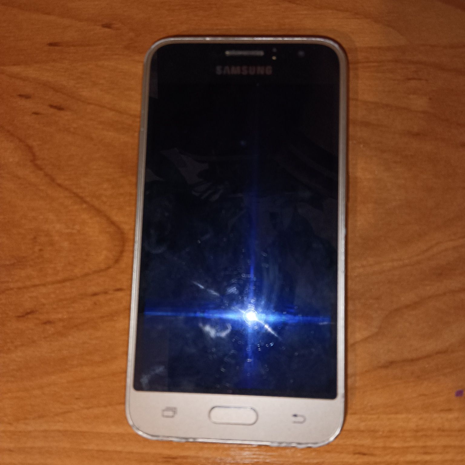 Samsung galaxy j1