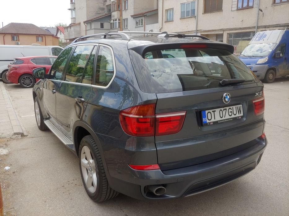 BMW X5 E70, foarte bine întreținut.