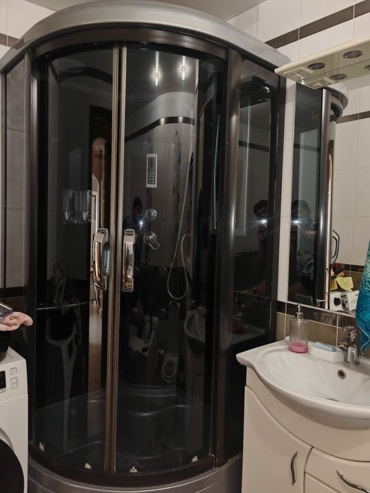 Продам душевую кабину