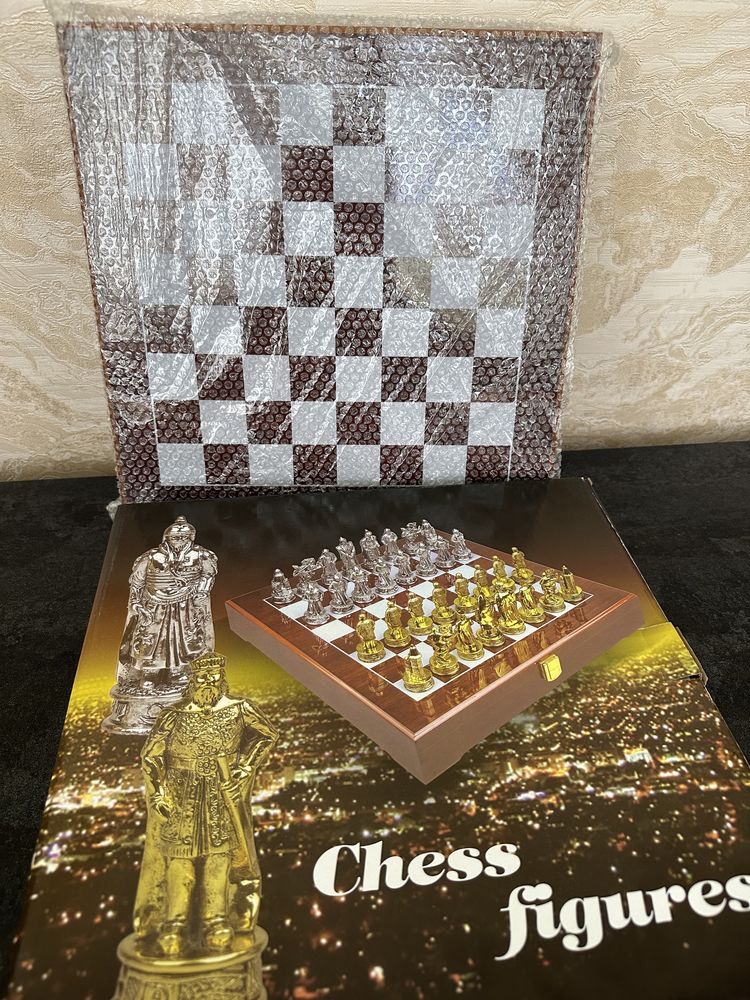 Шахматы  в римском стиле , подарок. Нарды
