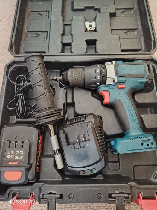 Продам шуруповёрт