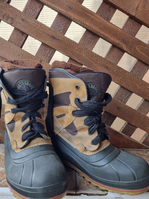Cizme de iarna 43/44 foarte calduroase si calitative