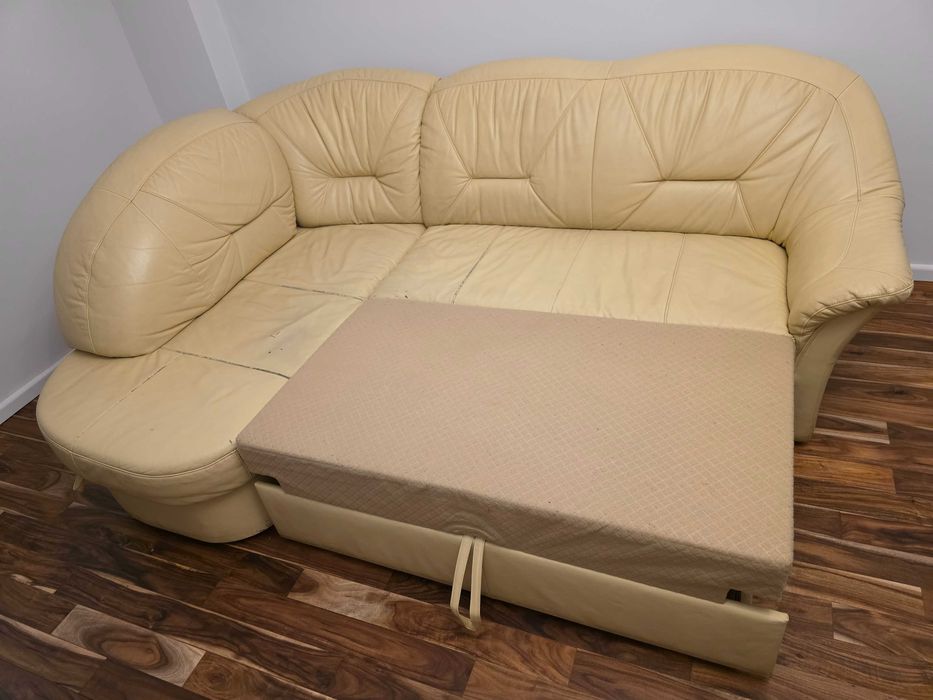 Ъглов разтегателен диван