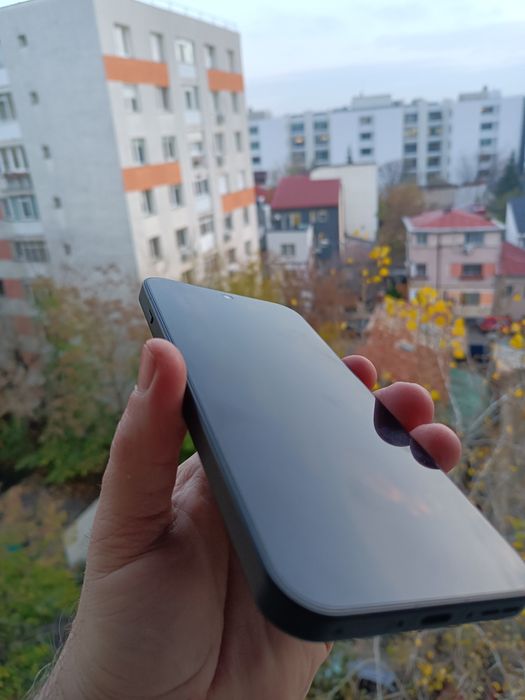 Telefon OnePlus 15 Pachet Complet  Vand Schimb